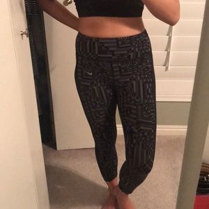 Nike leggings